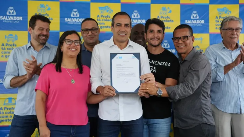 O assunto é Rádio — Fotos: Betto Jr./ Secom PMS Texto: Gilvan Santos e Thiago Souza/ Secom PMS A Prefeitura de Salvador iniciou as obras do novo Centro de Diagnóstico Municipal, que funcionará num imóvel desapropriado em frente à Maternidade e Hospital da Criança (MHC) Deputado Alan Sanches, no bairro da Federação. A ordem de serviço para a construção foi assinada pelo prefeito Bruno Reis e pelo secretário municipal da Saúde (SMS), Rodrigo Alves, nesta quarta-feira (20). Com investimento total de R$ 10 milhões, o equipamento terá capacidade para realizar cerca de 19,5 mil consultas especializadas por mês e 67 mil exames mensais, incluindo ultrassonografia, [&hellip;]