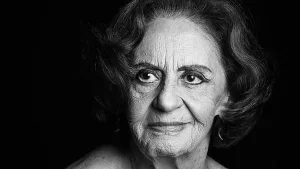 O Assunto é Rádio — Um dos mais icônicos nomes da história da teledramaturgia brasileira, a atriz Laura Cardoso faleceu na madrugada desta terça-feira (18), em São Paulo, aos 98 anos. A informação foi divulgada pelos familiares da atriz. Dona de personagens marcantes em inúmeras novelas, a atriz que nasceu em 1927, iniciou sua trajetória no teatro aos 15 anos de idade e com 25, começou a sua história na televisão, através da extinta TV Tupi. Desde então, atuou em mais de 60 novelas, sendo a última delas, o folhetim ‘A Dona do Pedaço’, exibida pela TV Globo, em 2019. Uma das mais lembradas personagens interpretadas […]