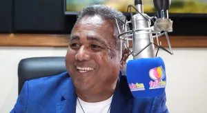O Assunto é Rádio — O rádio de Salvador ganha de volta uma voz conhecida dos ouvintes. Leandro Guerrilha está de volta à Feliz FM Salvador, na frequência 98,3 FM, comandando o programa “Bom Dia pra Vida”, a partir das 7h da manhã. A nova fase do programa chega com muitas novidades, mas mantém a essência que conquistou o público. Além das tradicionais promoções, interação e participação dos ouvintes, Leandro Guerrilha promete levar o programa ainda mais perto das pessoas, inclusive visitando pessoalmente a casa dos ouvintes. Muito feliz com o retorno ao rádio, Leandro afirma que o “Bom Dia pra Vida” estará totalmente renovado, com […]